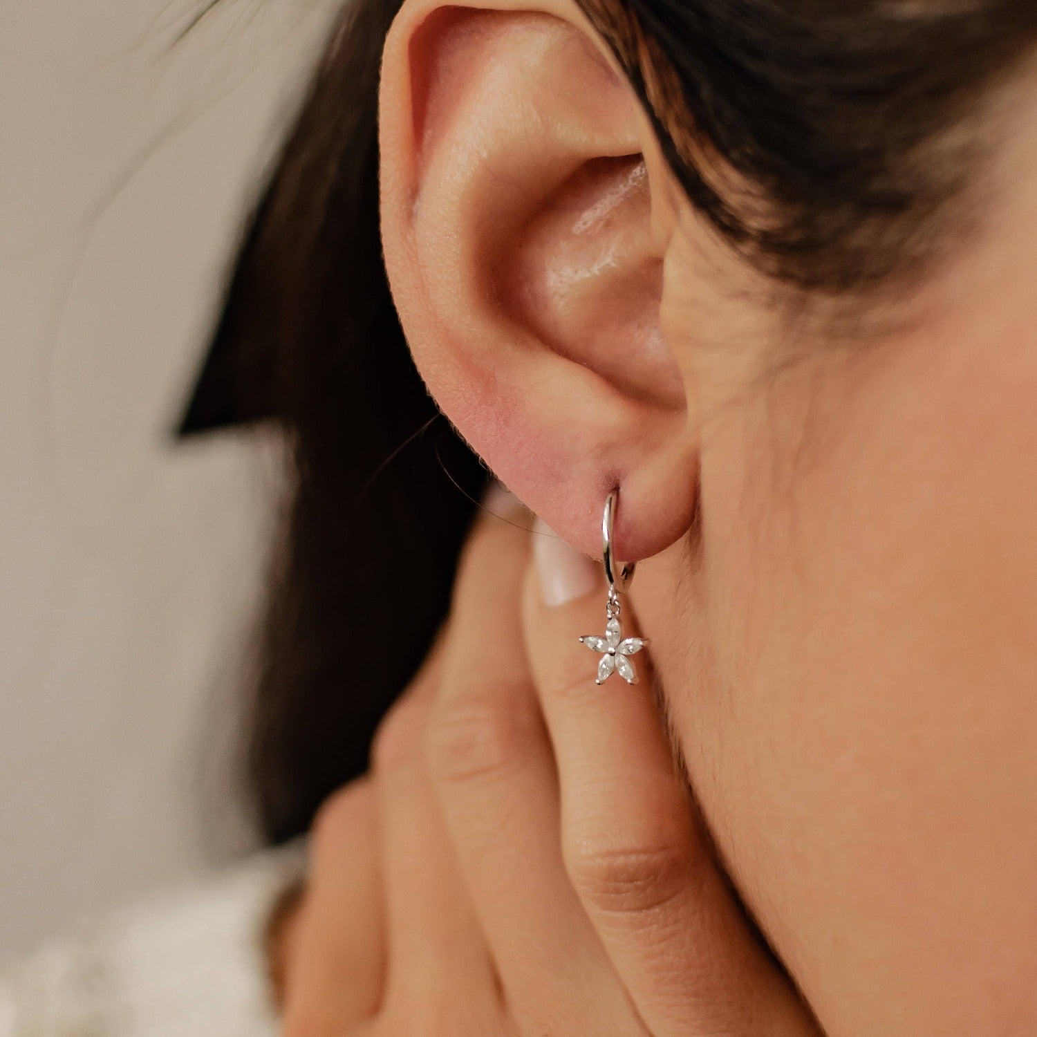 Ensemble Bijoux Pierre Présieuse Marguerite Sterling Silver