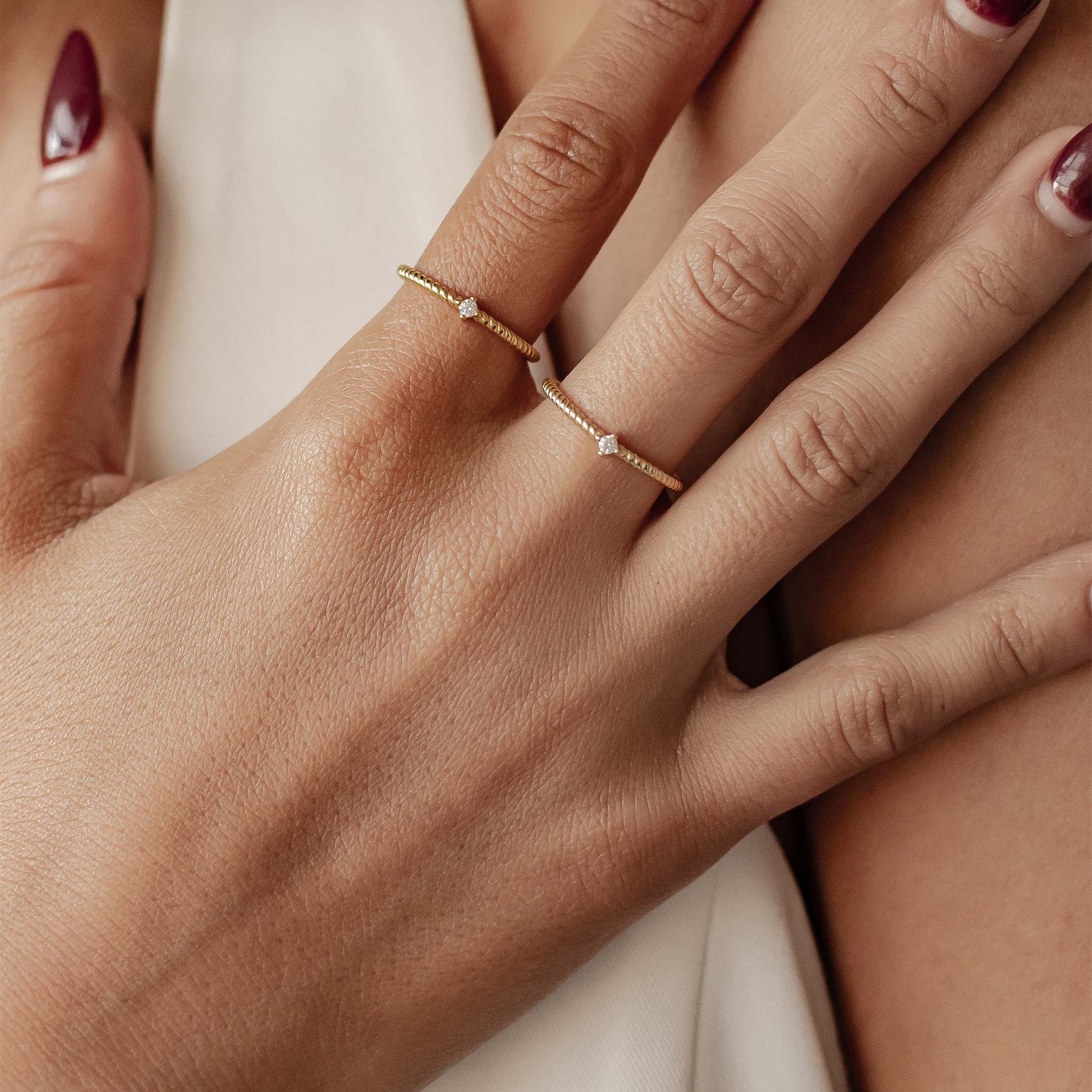 Anillo Torcido con Gema Plata de Ley 925 en Oro