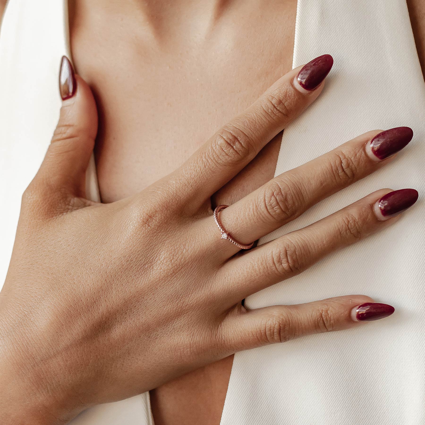 Anillo Torcido con Gema Plata de Ley 925 en Oro