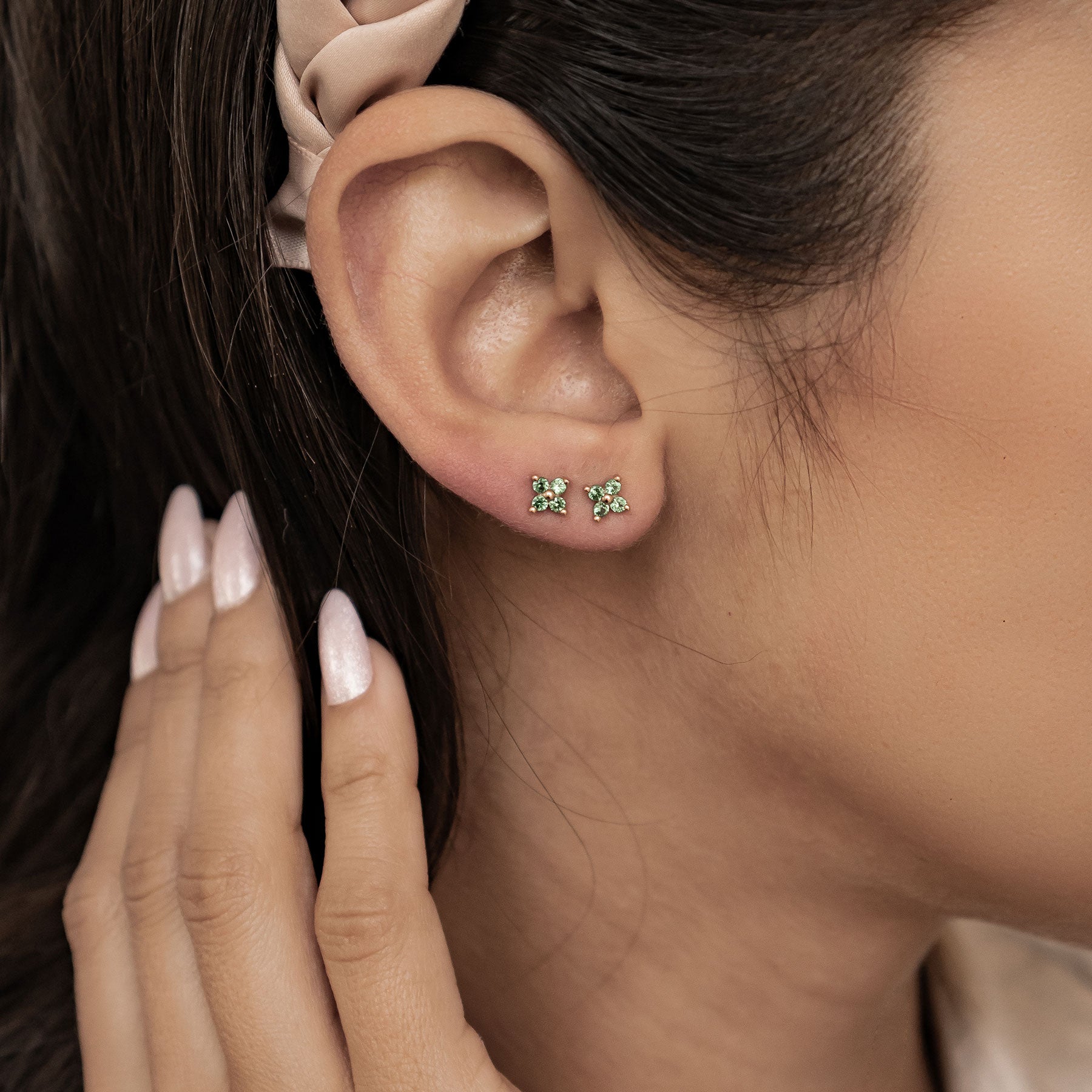 Pendientes de Botón Margarita Verde Plata de Ley 925