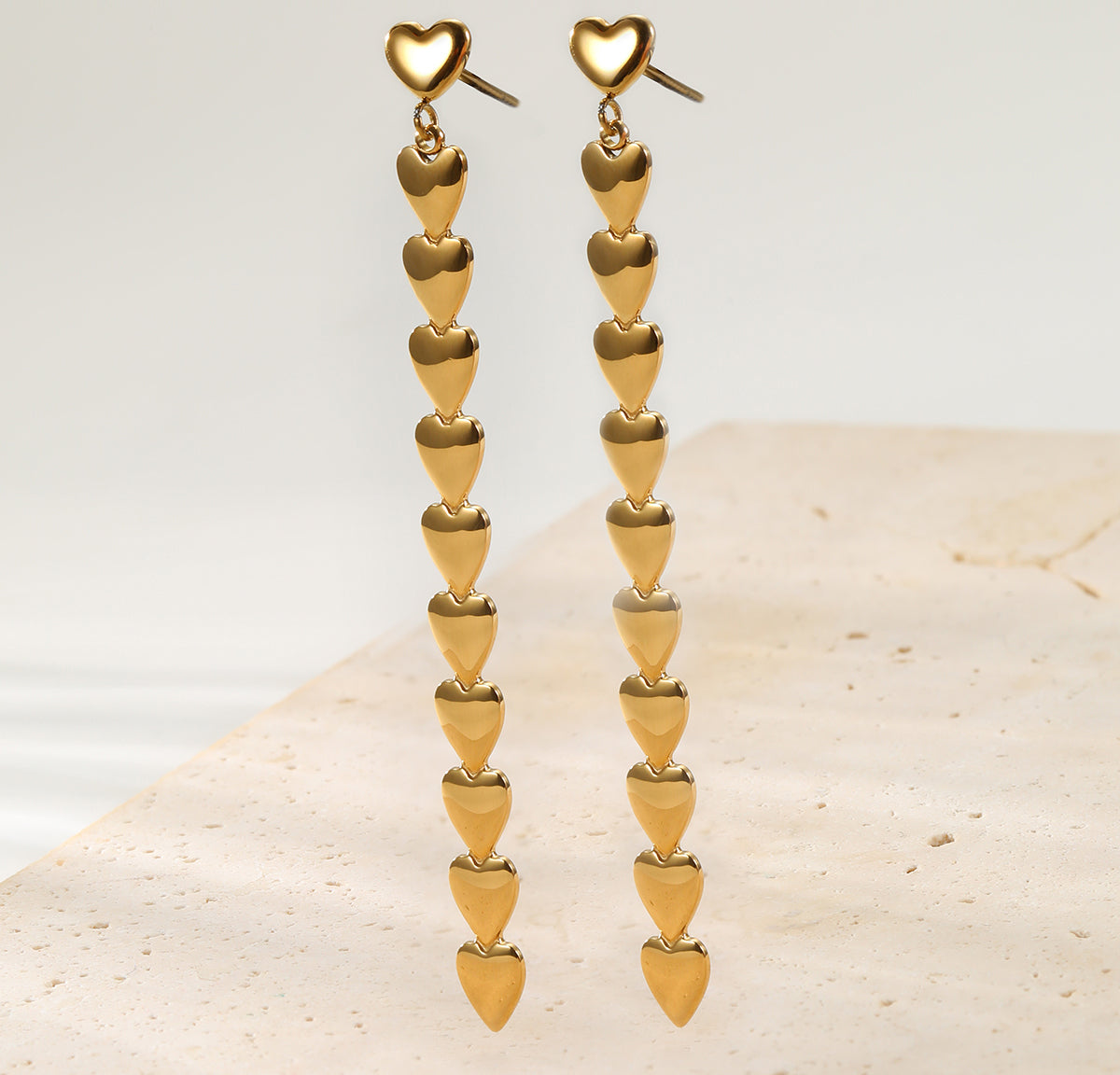 Pendientes Largos Cascada de Corazones Waterproof