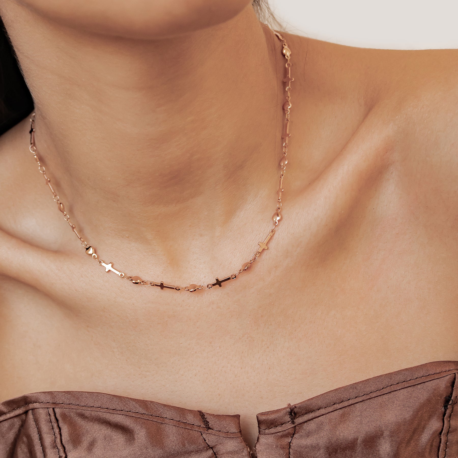 Collar Cadena Corazón y Cruz Waterproof
