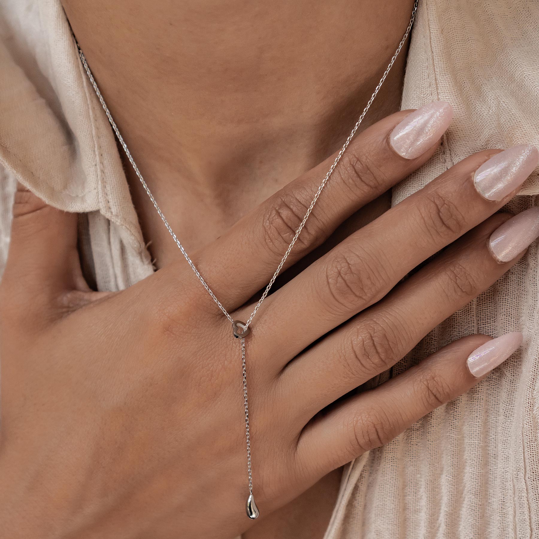 Collar Lariat Corazón y Colgante de Gota Waterproof