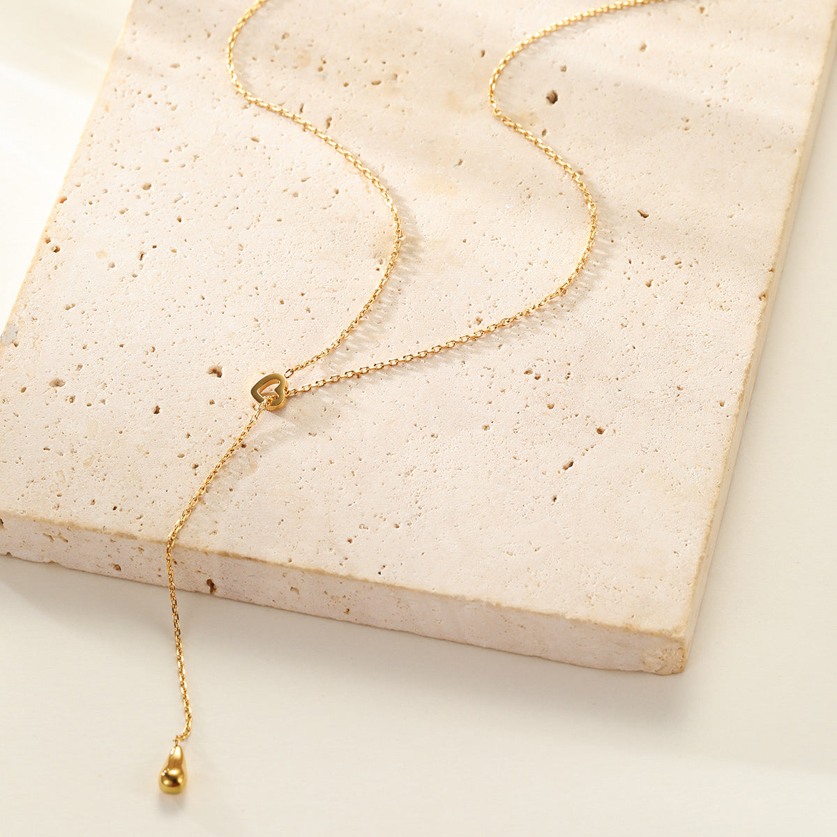 Herz Lariat-Kette mit Regentropfen Anhänger Wasserfest