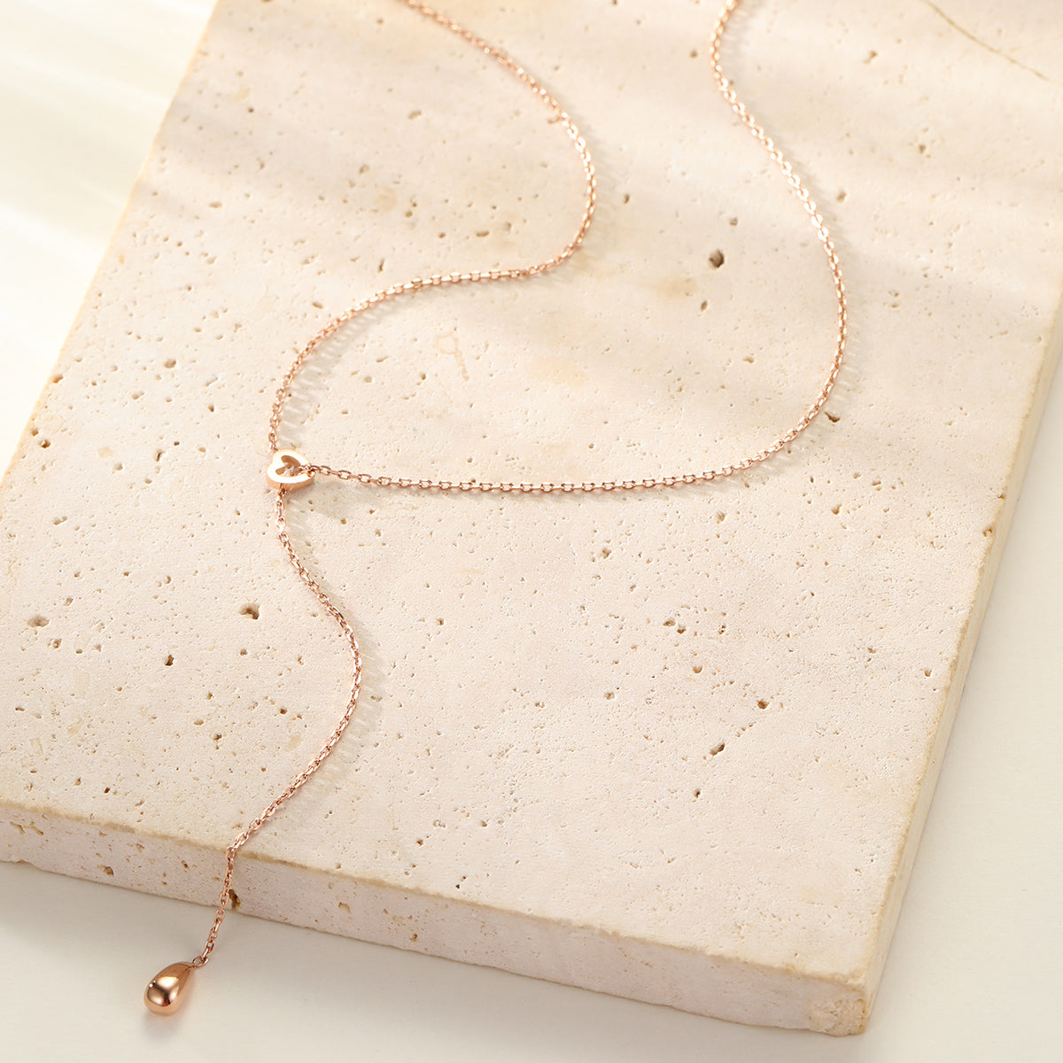 Herz Lariat-Kette mit Regentropfen Anhänger Wasserfest