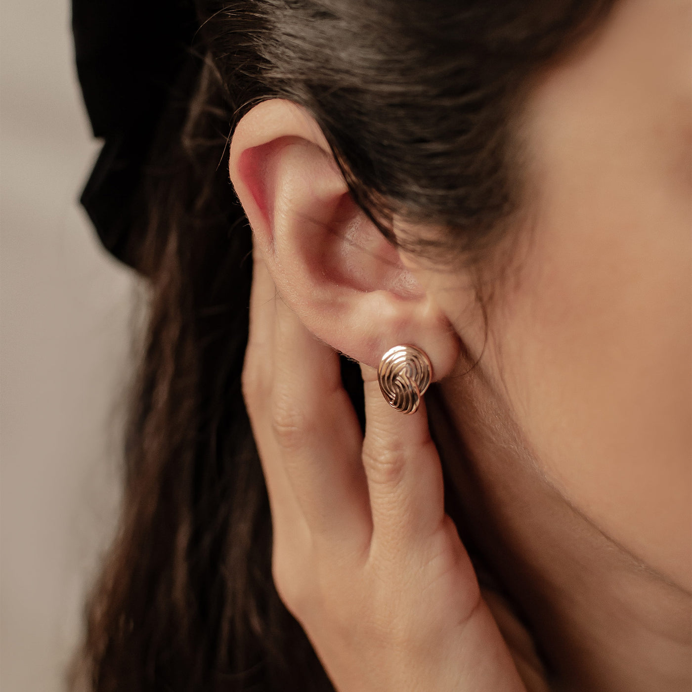 Pendientes Botón Oversized Círculos Entrelazados Waterproof