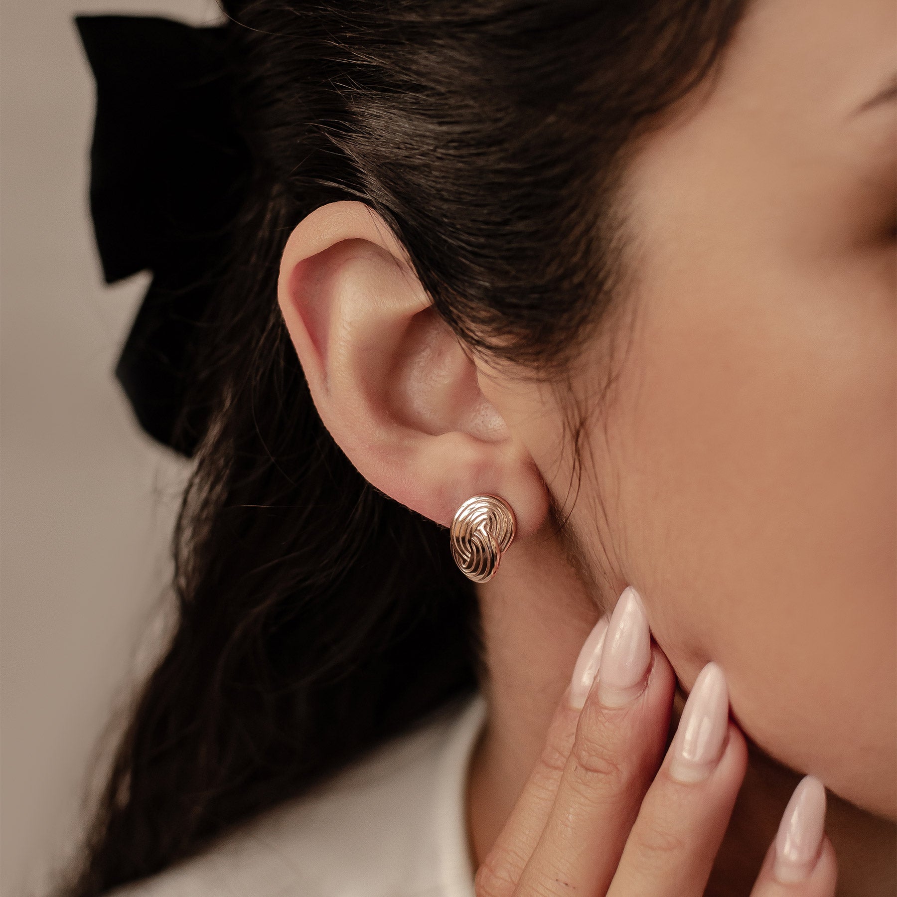 Ineinandergreifende Kreise Übergroße Kreise Ohrstecker Wasserfest