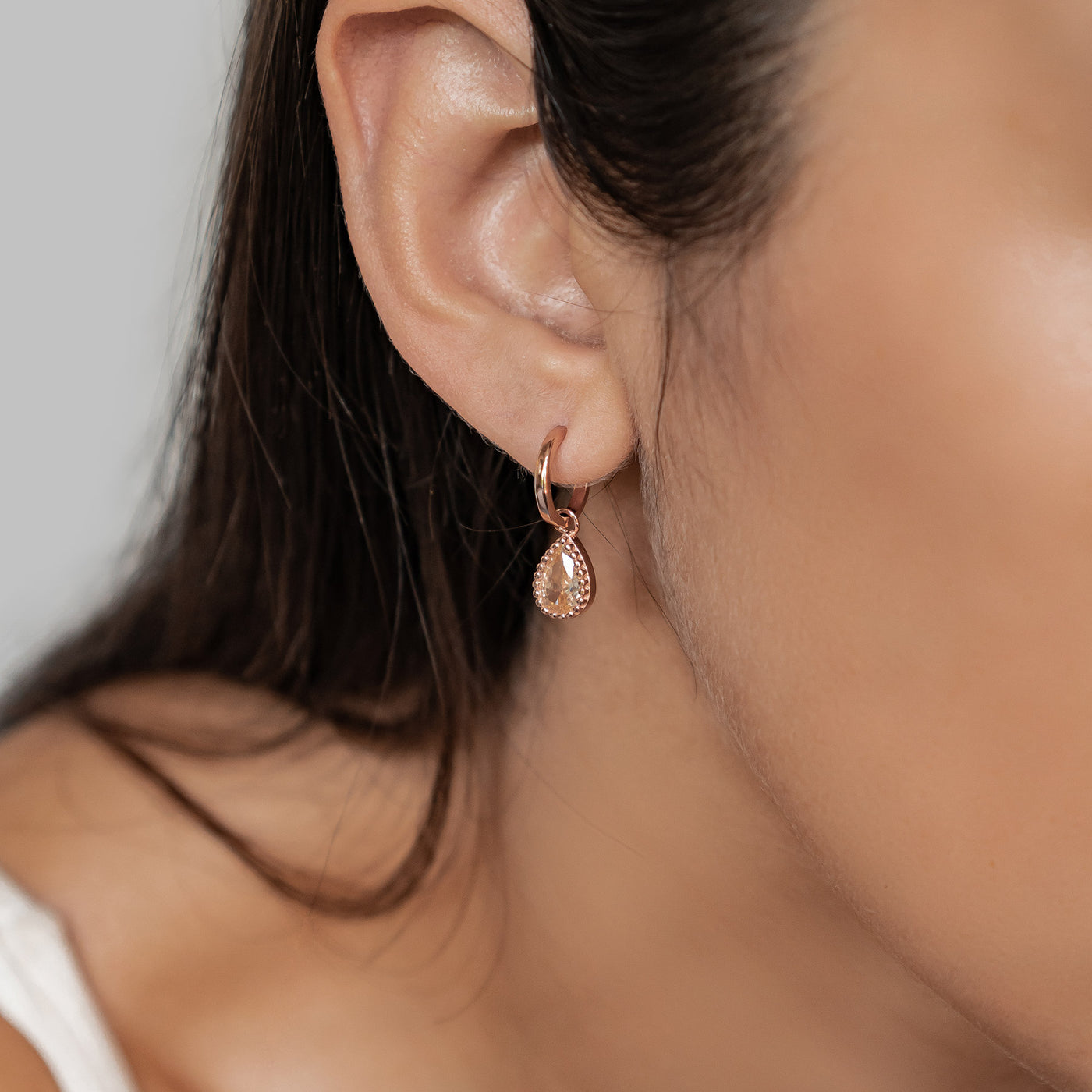 Boucles d’Oreilles Creoles Birthstone Grenat Janvier Sterling Argent