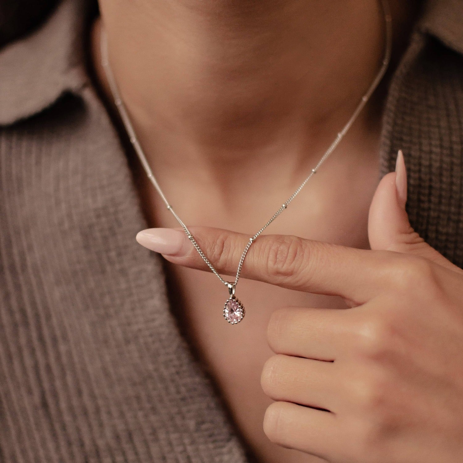 Collar Birthstone Enero Granate Plata de Ley 925 