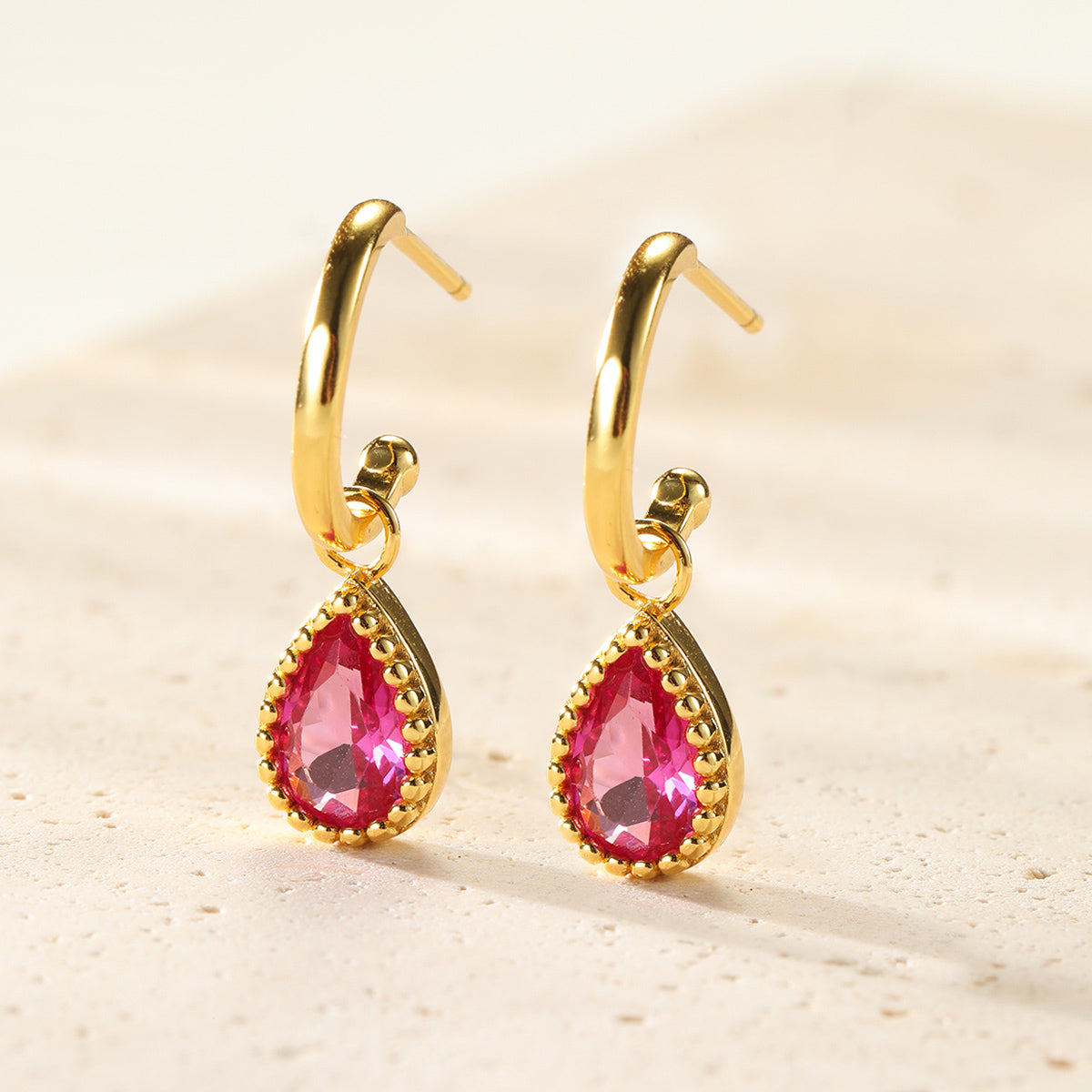 Juli Rubin Geburtsstein Creolen Sterlingsilber