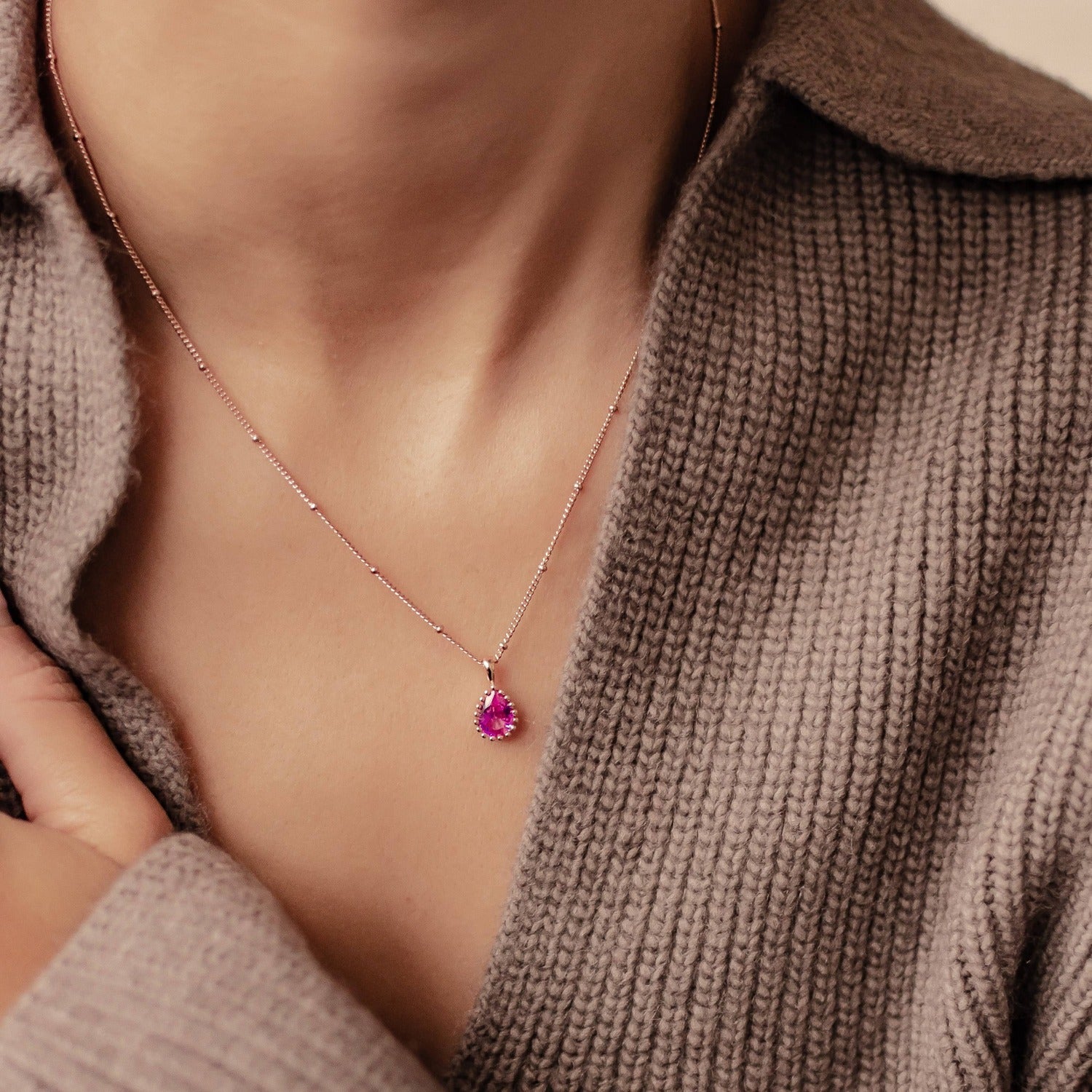 Juli Rubin Geburtsstein Halskette Sterlingsilber