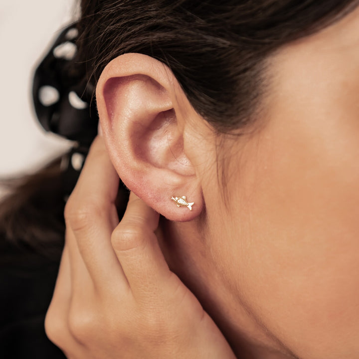 Pendientes Botón Peces Besándose Plata de Ley 925