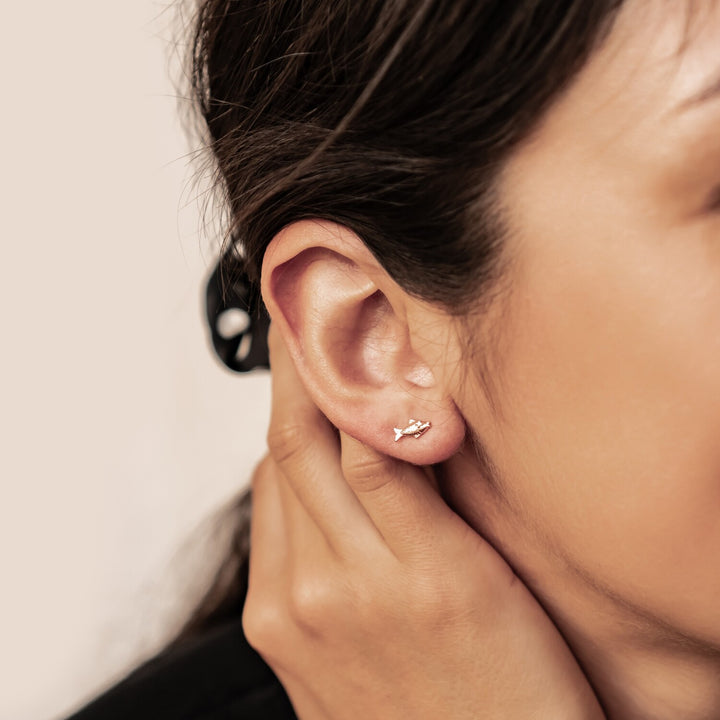 Pendientes Botón Peces Besándose Plata de Ley 925