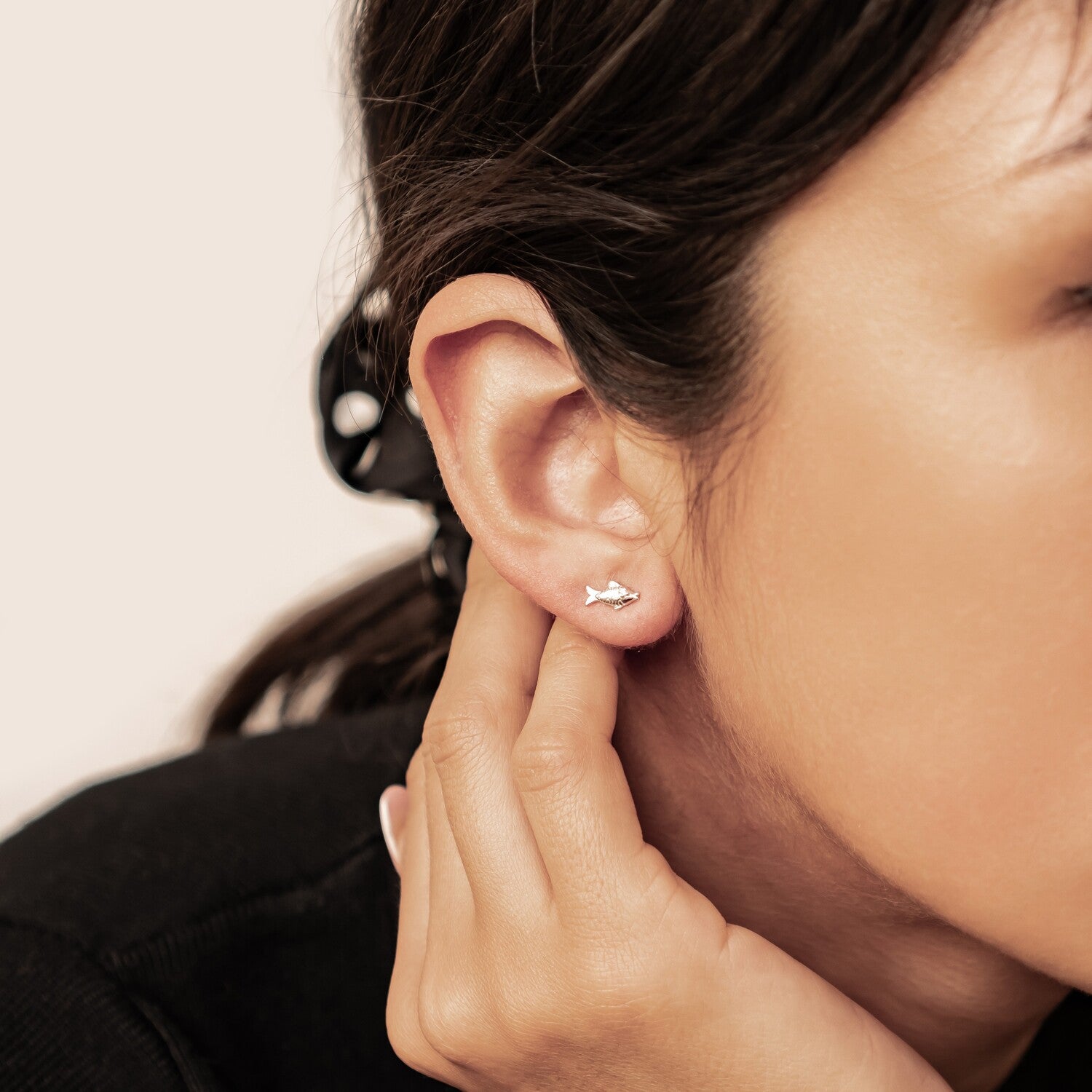 Boucles d’Oreilles Puces Poissons S’Embrassant Argent Sterling