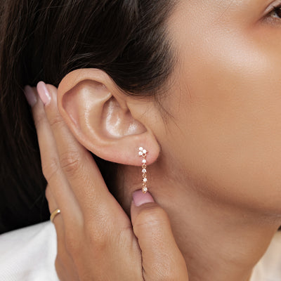 Lilienblüten-Ohrringe mit Ketten – Sterling Silber