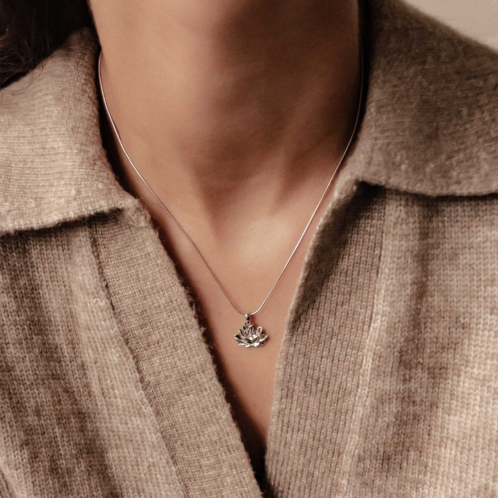 Collier Pendentif Lotus Persévérance Argent Sterling