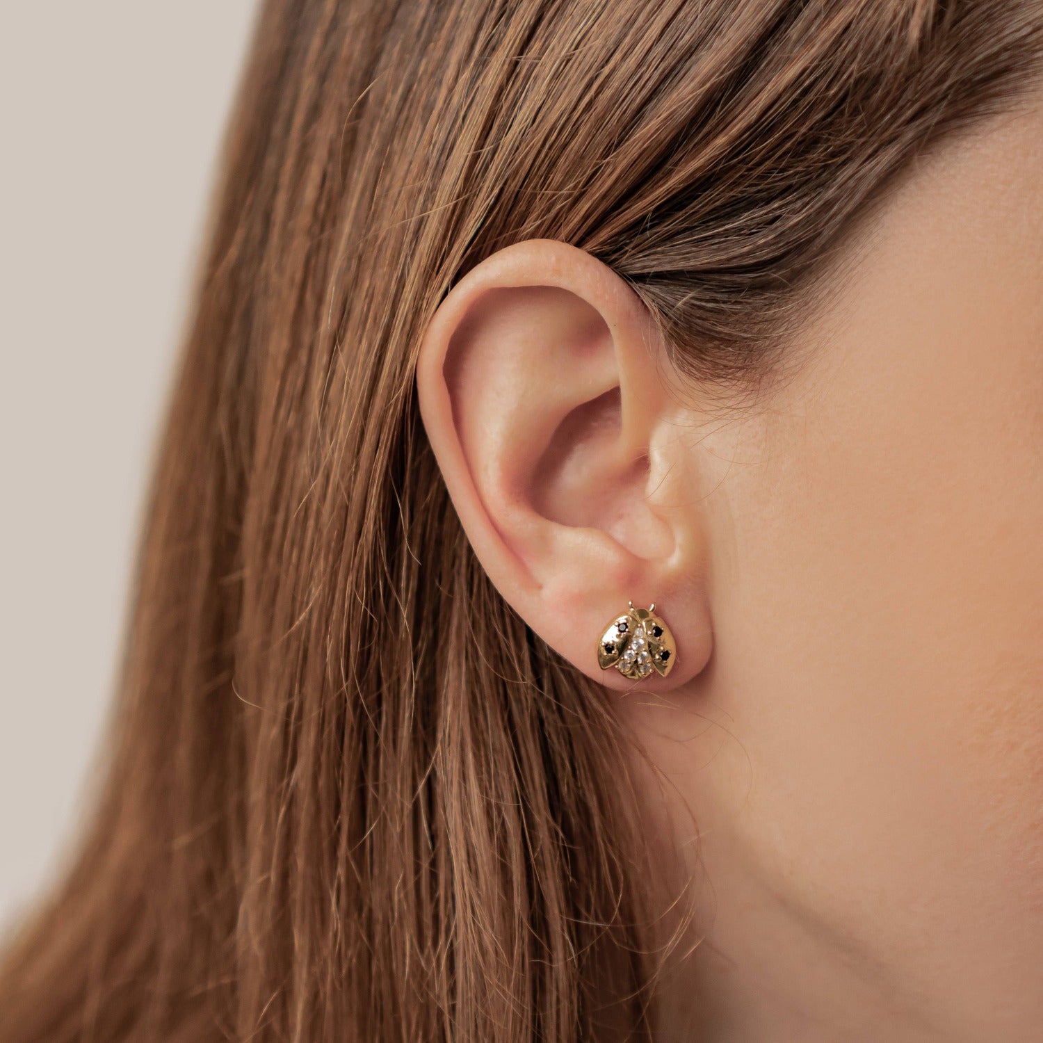 Pendientes Botón Mariquita Afortunada Plata de Ley 925