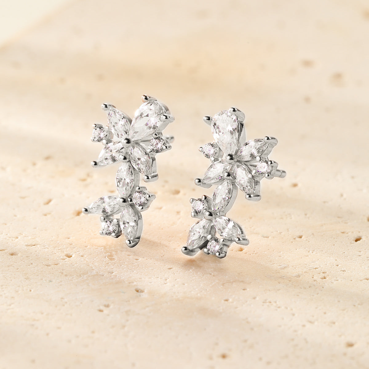 Boucles d’Oreilles Clous Fleur Marquise Sterling Argent