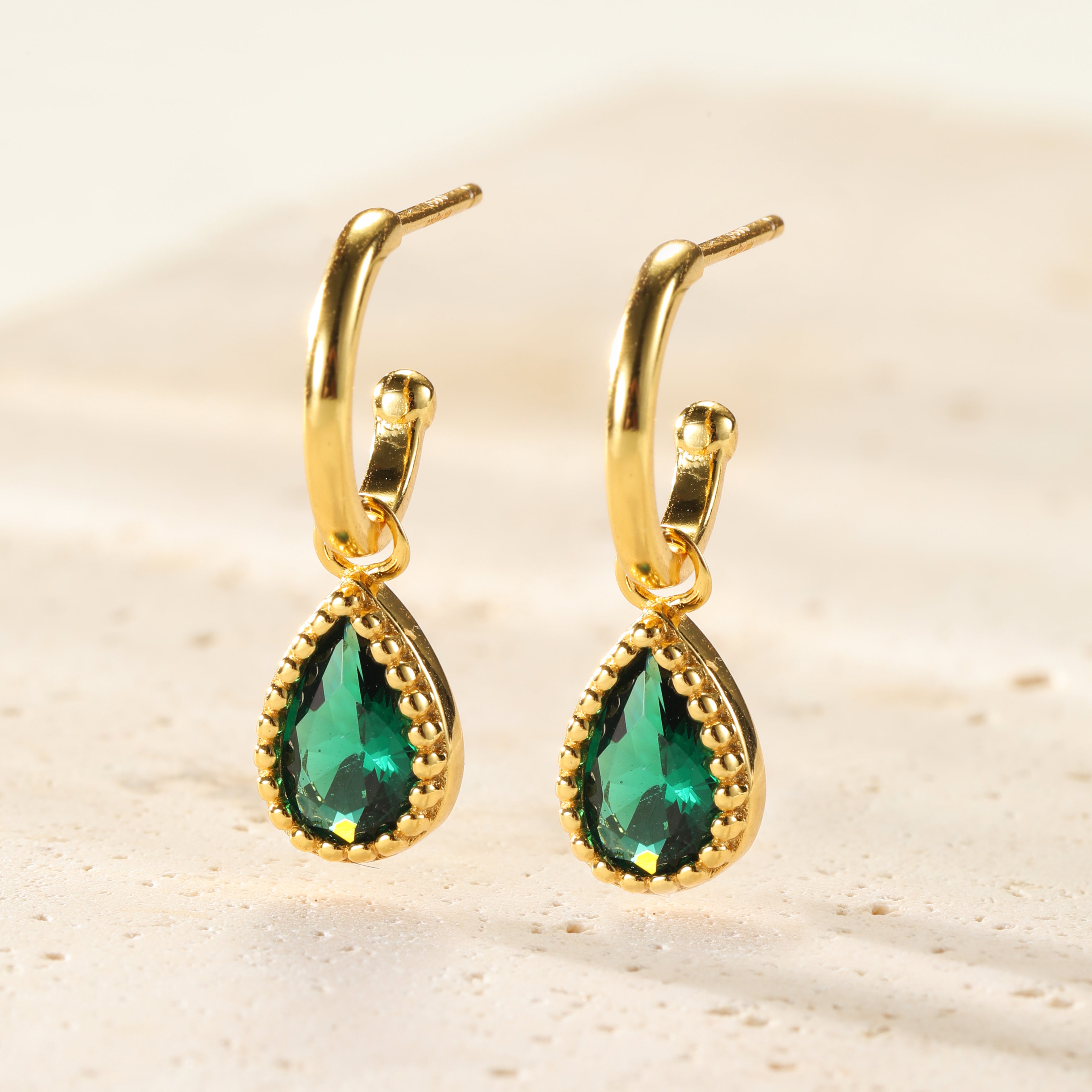 Mai Smaragd Geburtsstein Creolen Sterlingsilber