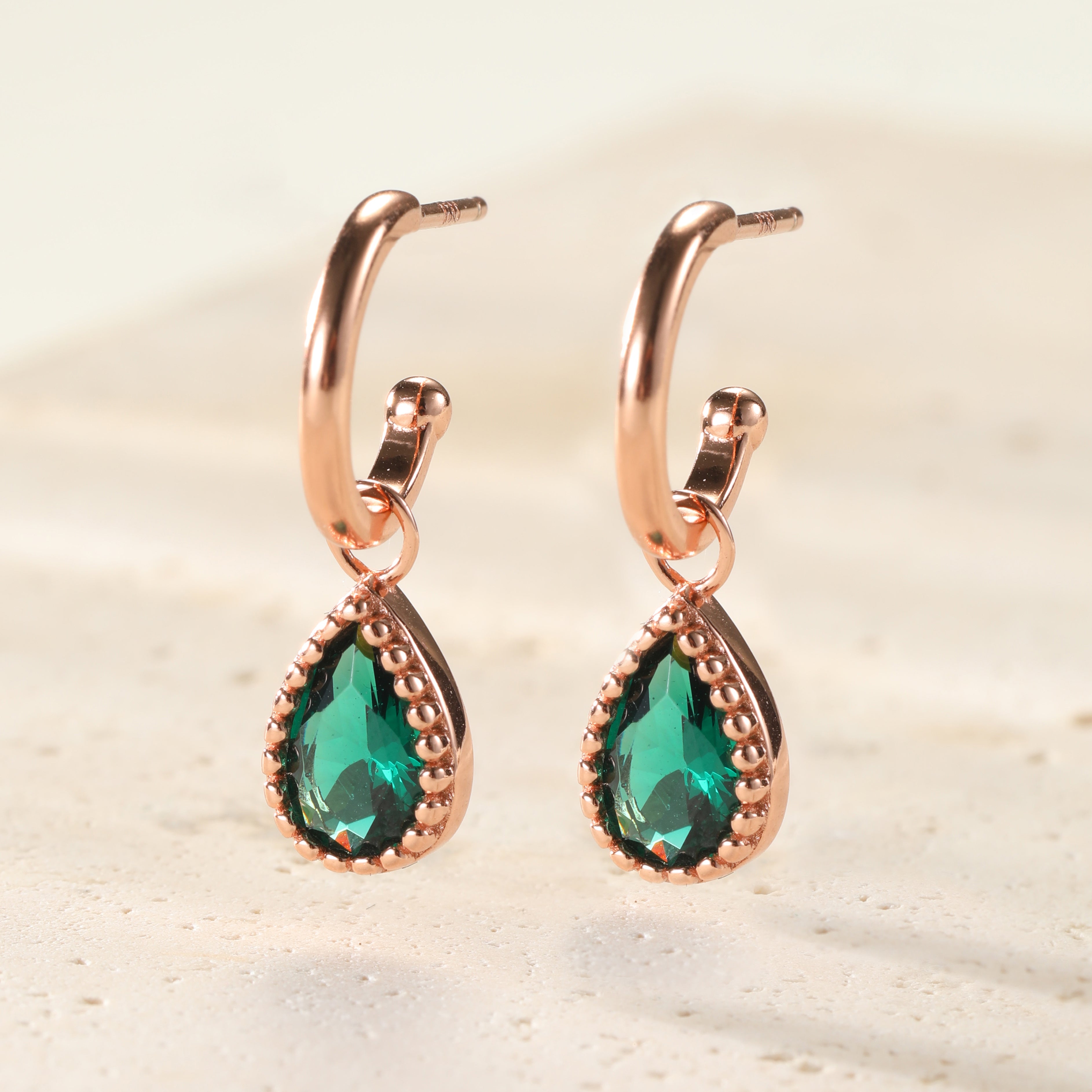 Mai Smaragd Geburtsstein Creolen Sterlingsilber