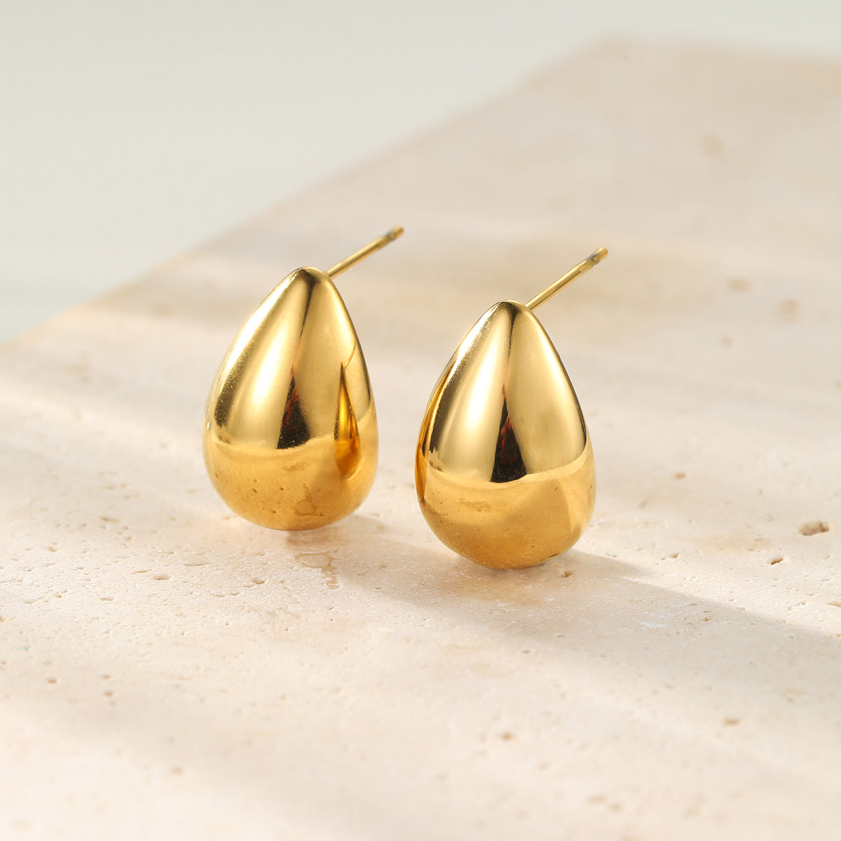 Boucles d'Oreilles Créoles Moyennes Dome Acier Inoxydable