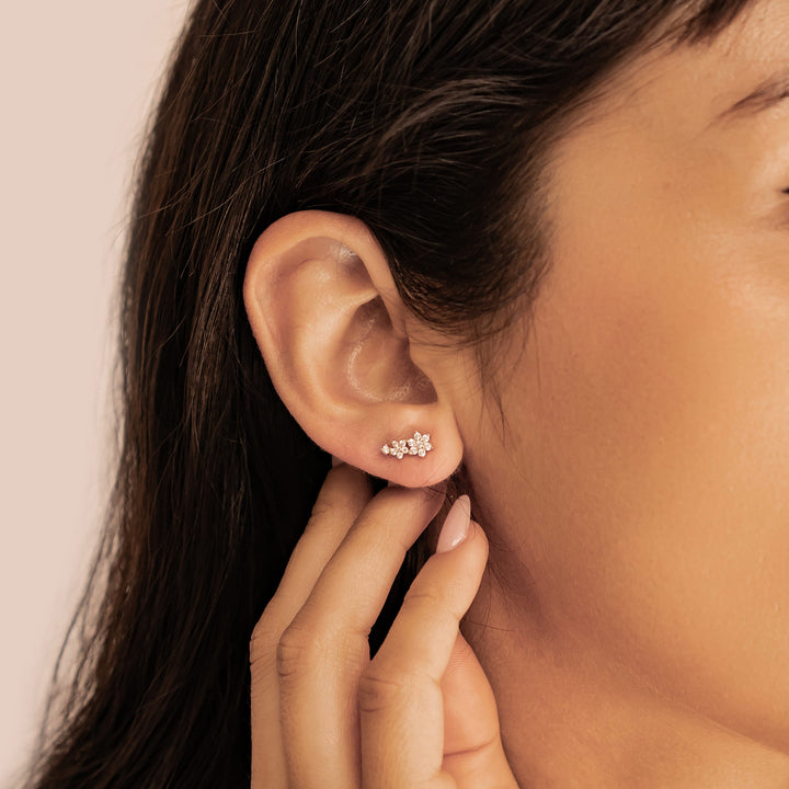 Boucles d’Oreilles Grimpantes Mini Fleurs Argent Sterling