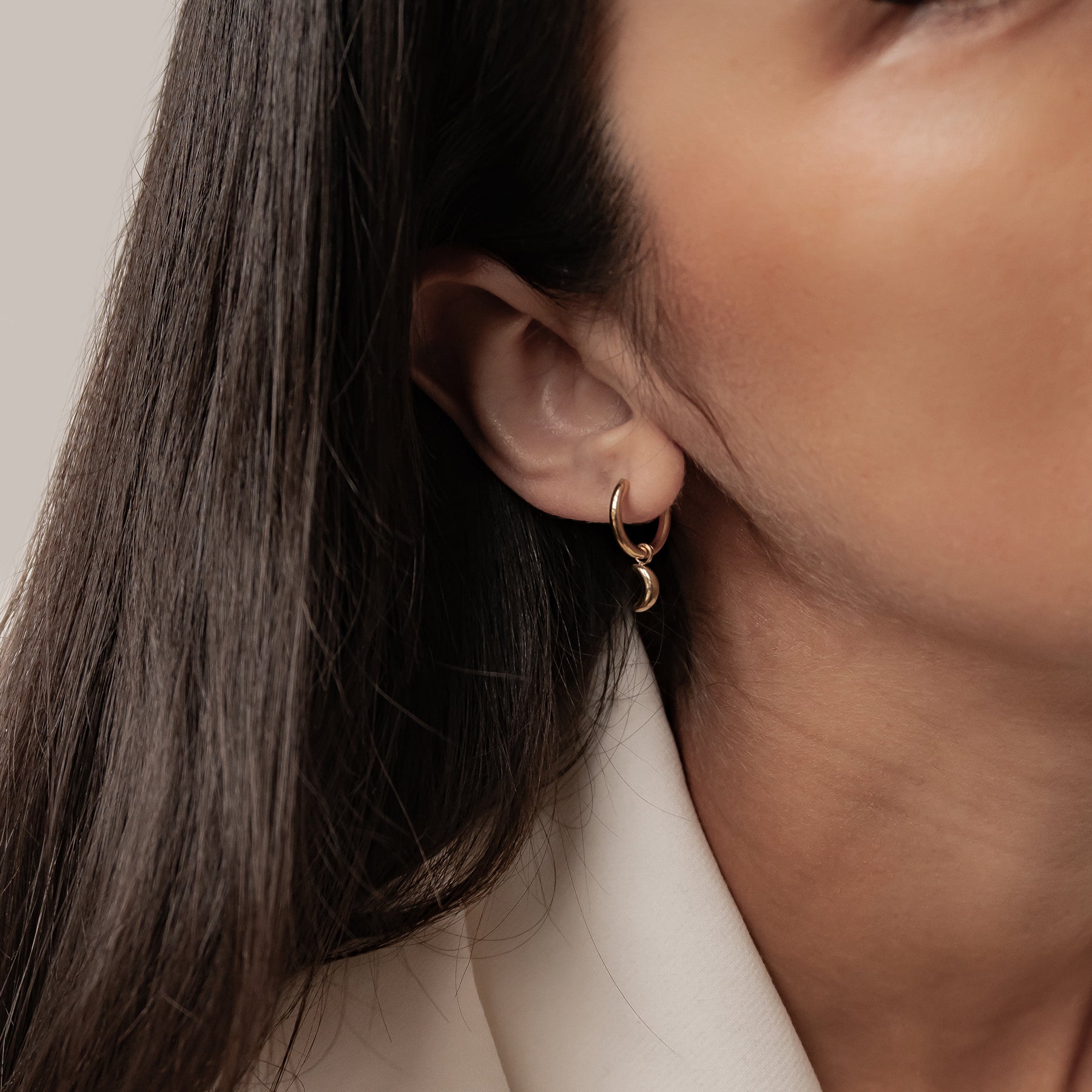 Mond und Stern Hoop Ohrringe Wasserfest