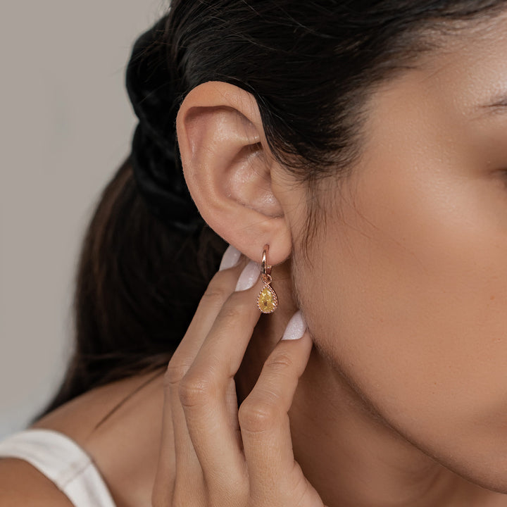 Pendientes de Aro Birthstone Topaz de Noviembre en Plata de Ley