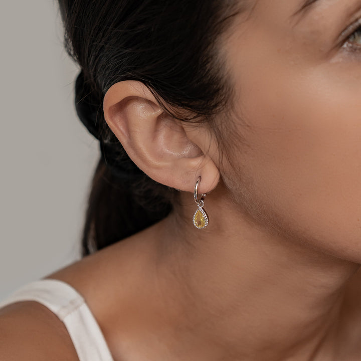 Pendientes de Aro Birthstone Topaz de Noviembre en Plata de Ley