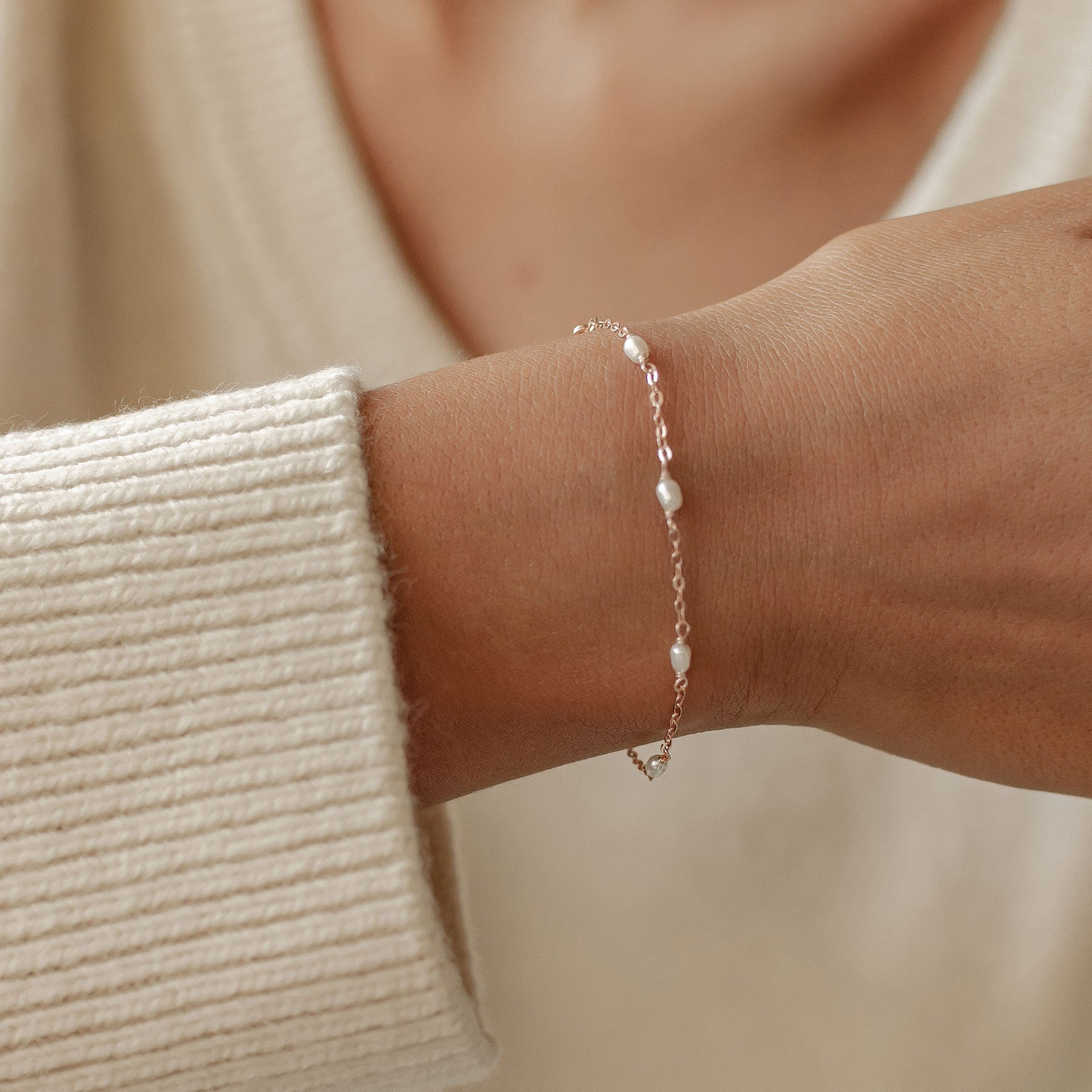 Brazalete Cadena Perlas Plata de Ley 925 en Oro