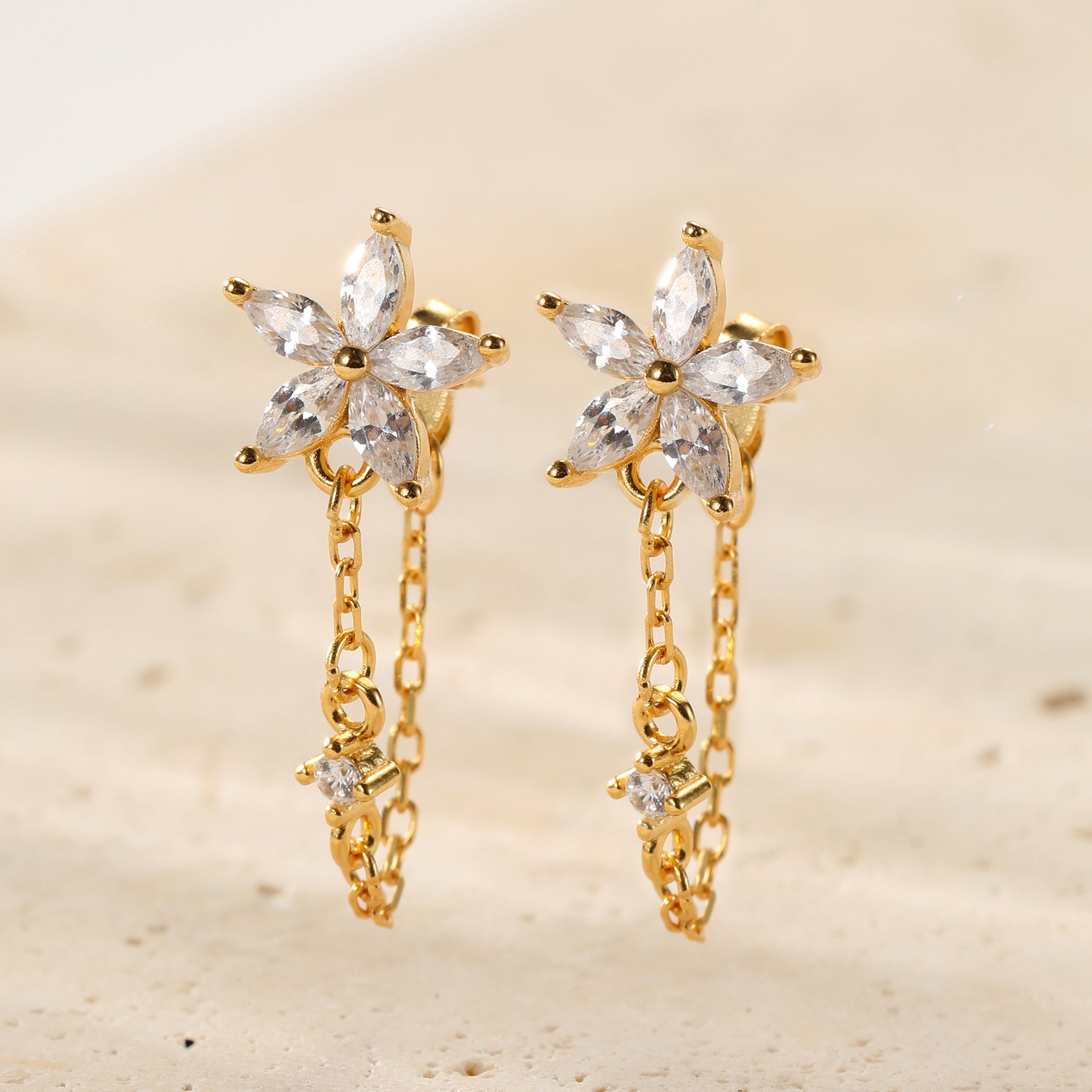 Boucles d’Oreilles Chaîne Pétale Blossom Argent Sterling