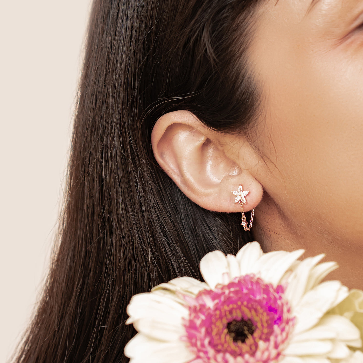 Blüten-Ohrringe mit Ketten – Sterling Silber