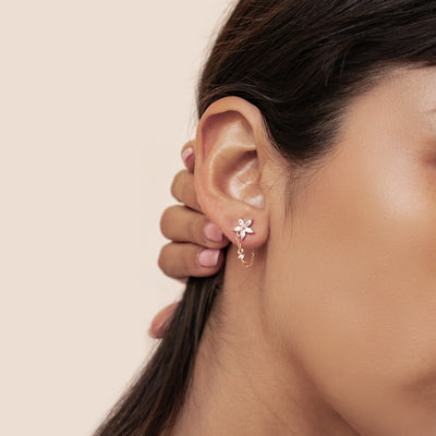 Blüten-Ohrringe mit Ketten – Sterling Silber