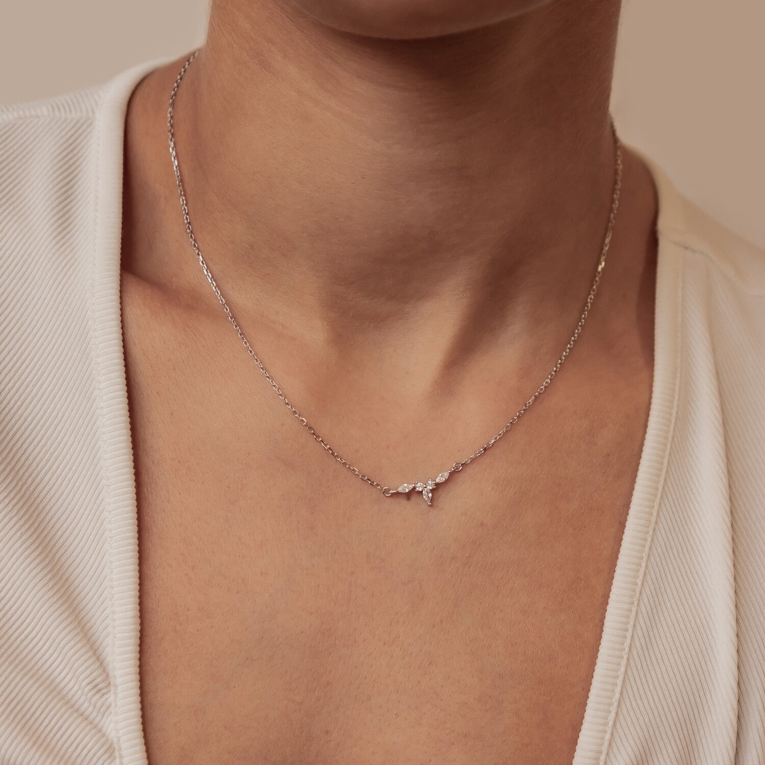 Collar Petite Corona Plata de Ley