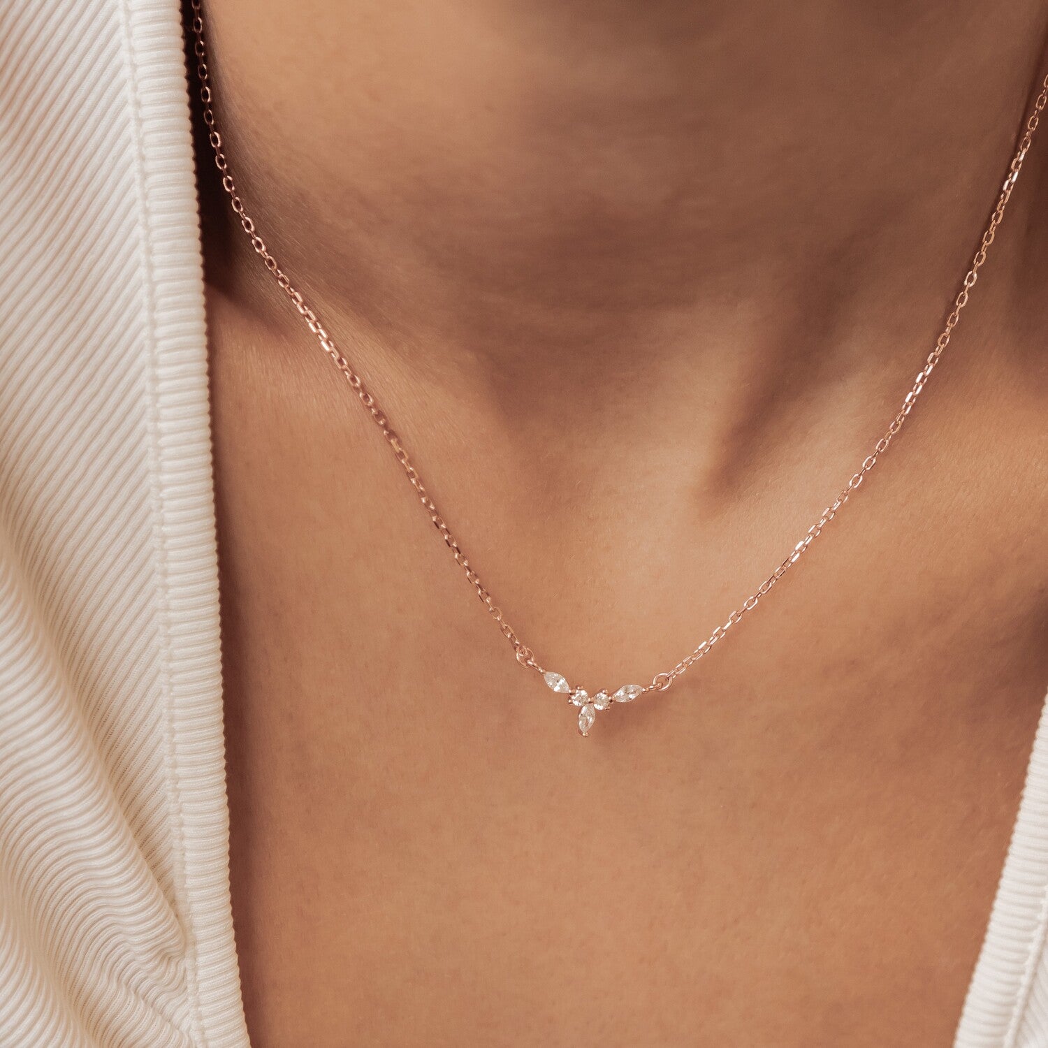 Collar Petite Corona Plata de Ley