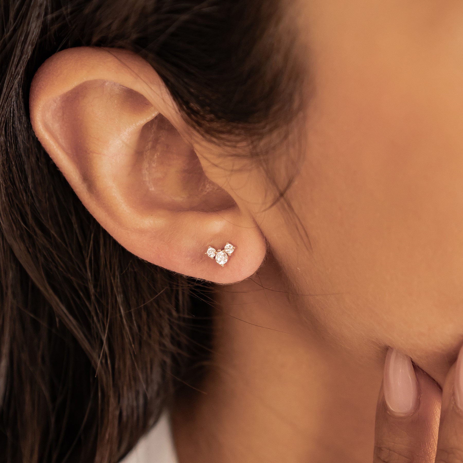 Boucles d’Oreilles Clous Trio de Fleurs Petite Sterling Argent