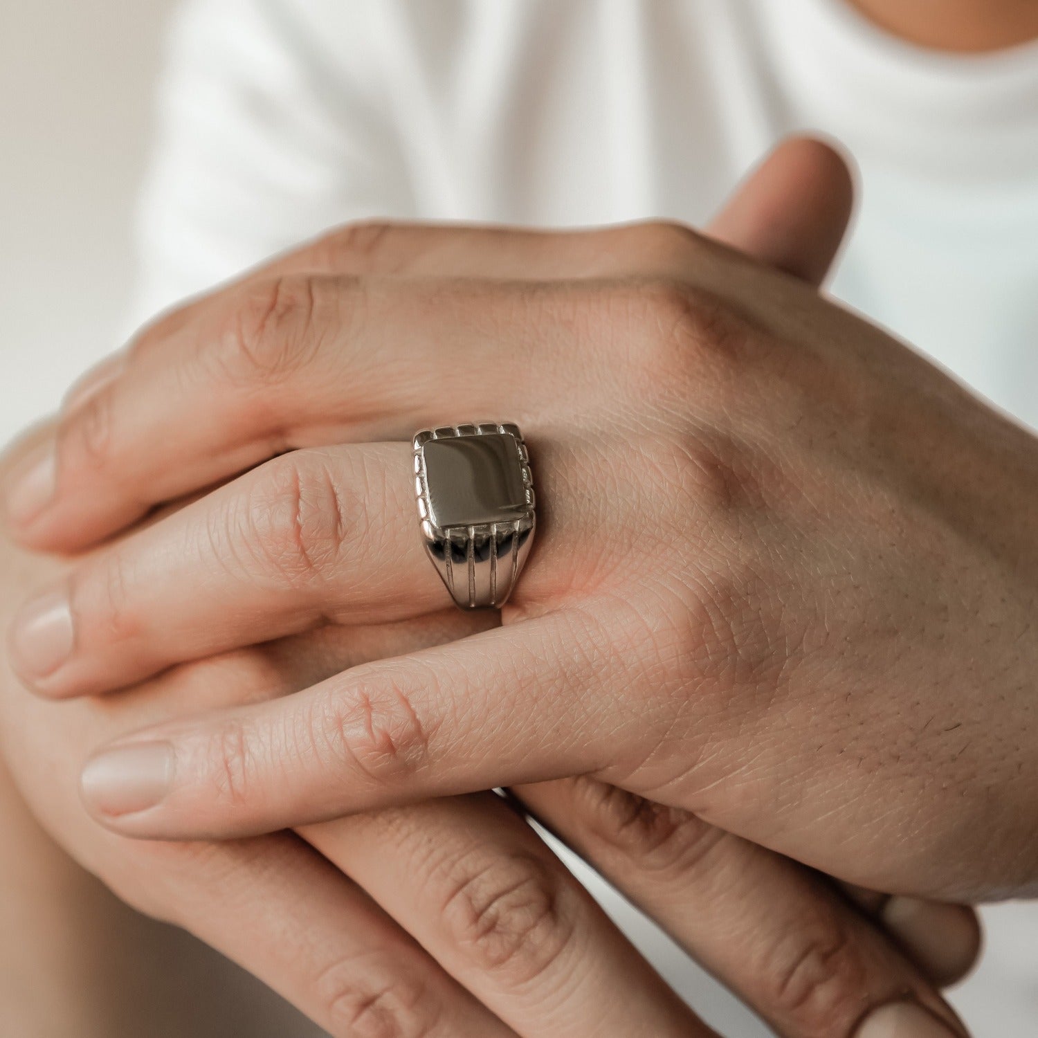 Bague Signet Carrée Gravée Homme Acier Inoxydable