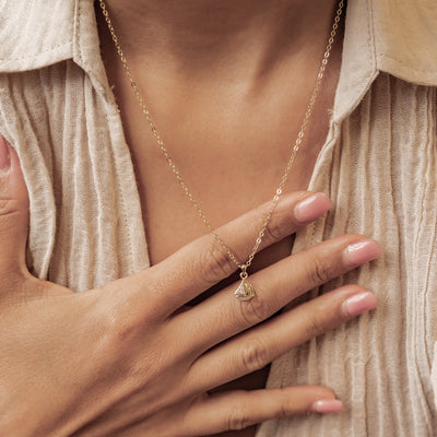 Collier Pendentif Voilier Étincelant en Argent Sterling