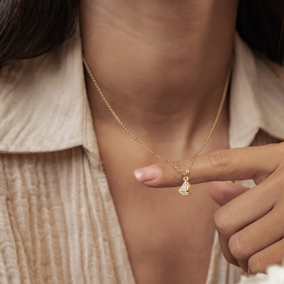 Collier Pendentif Voilier Étincelant en Argent Sterling