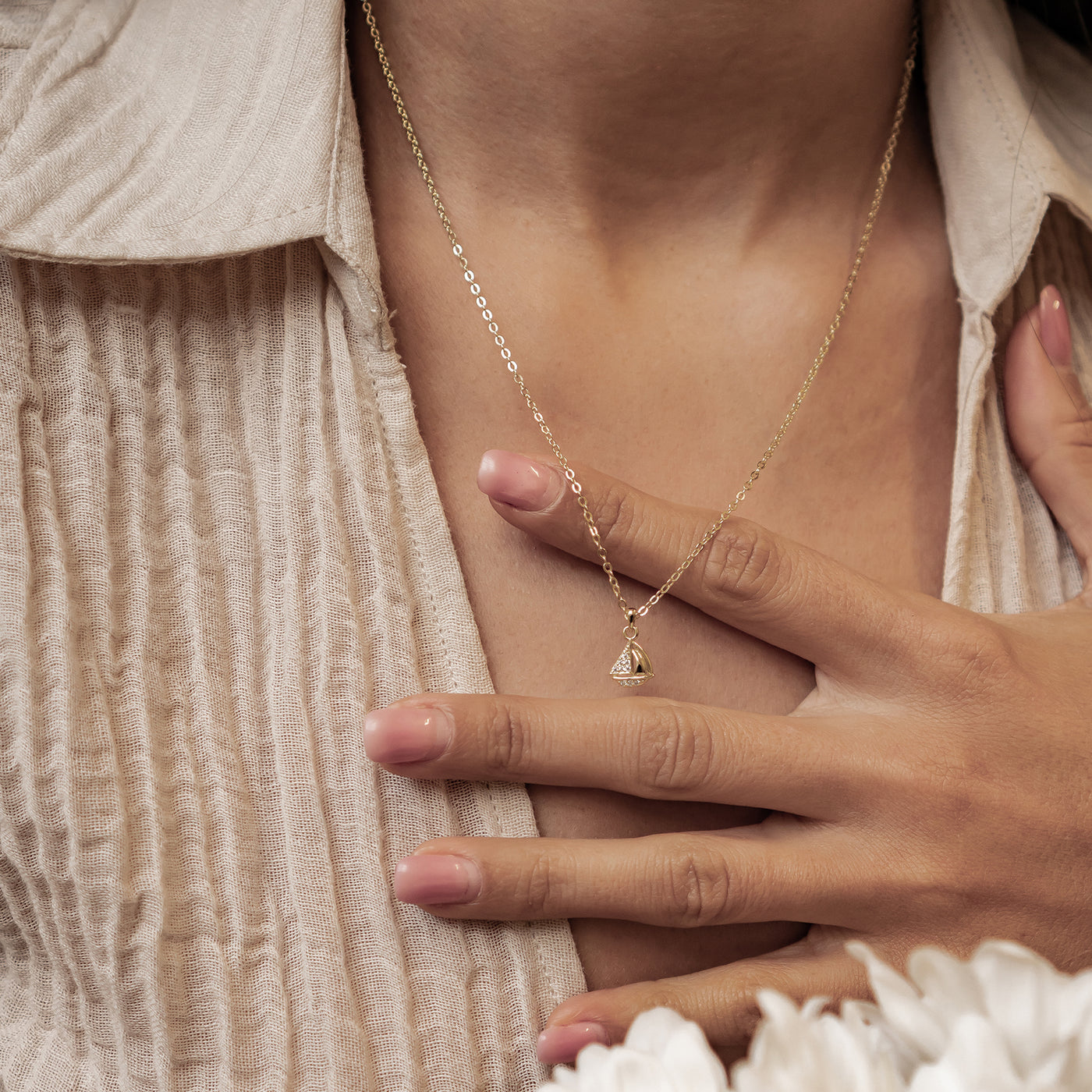 Collier Pendentif Voilier Étincelant en Argent Sterling