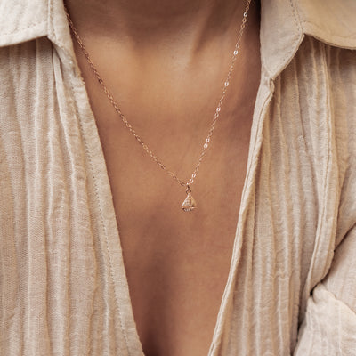 Collier Pendentif Voilier Étincelant en Argent Sterling