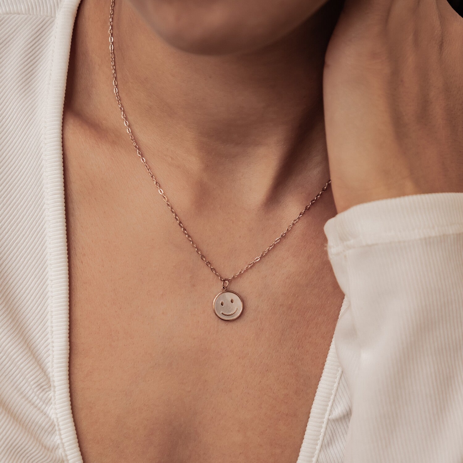 Collar Colgante Shell Smiley Waterproof