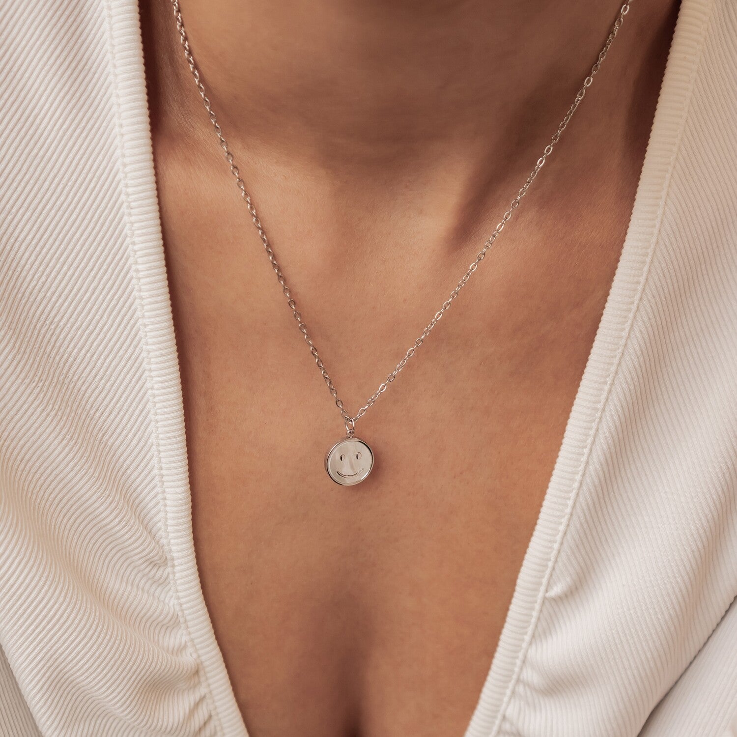 Collar Colgante Shell Smiley Waterproof
