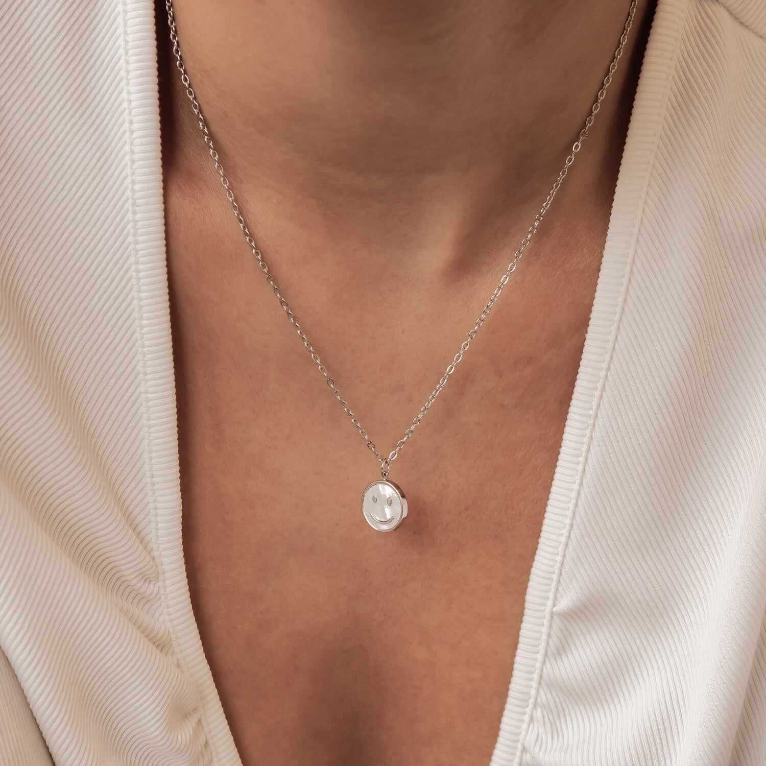 Collar Colgante Shell Smiley Waterproof