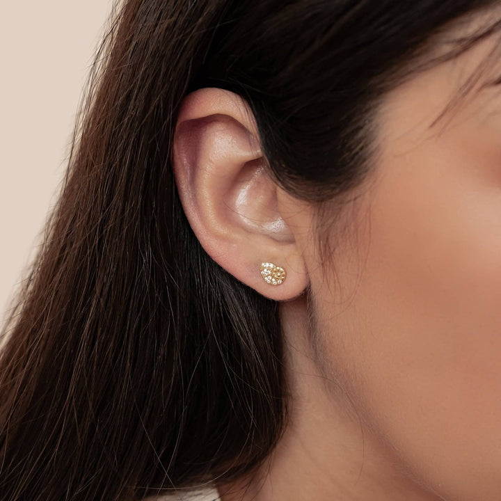 Pendientes Botón Concha Espiral Brillo Plata de Ley 925