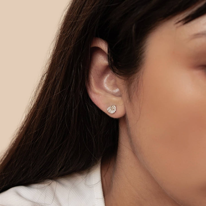 Pendientes Botón Concha Espiral Brillo Plata de Ley 925