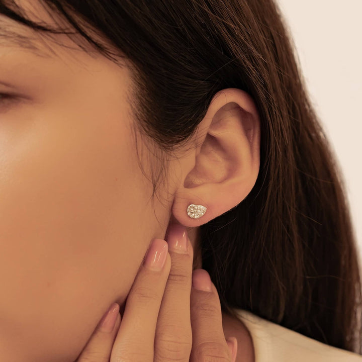 Pendientes Botón Concha Espiral Brillo Plata de Ley 925