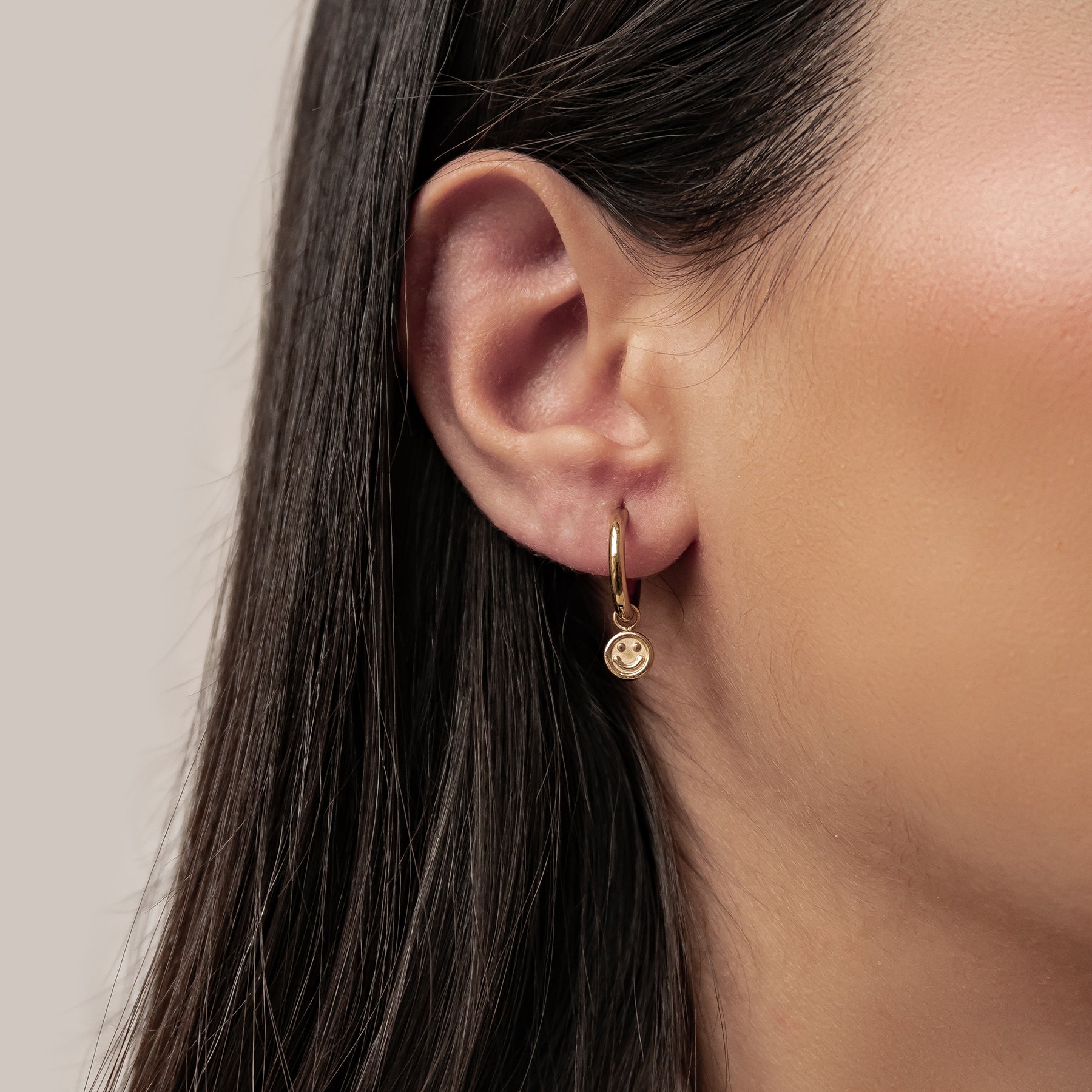 Creolen mit Smiley Anhänger wasserdicht