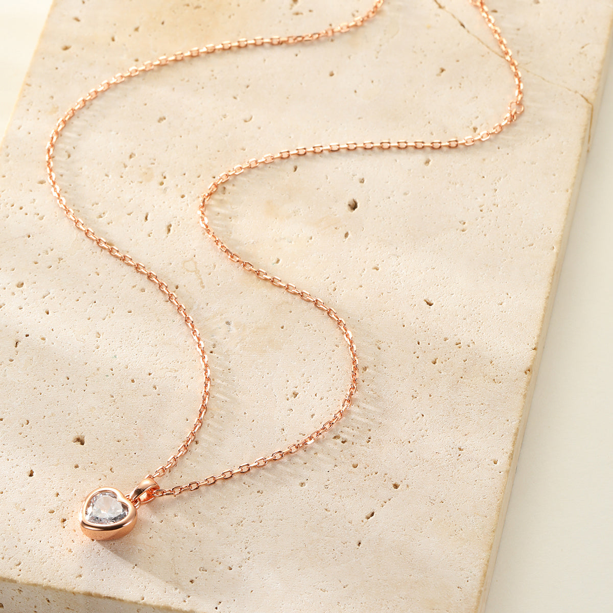 Collar Corazón Brillante Plata de Ley