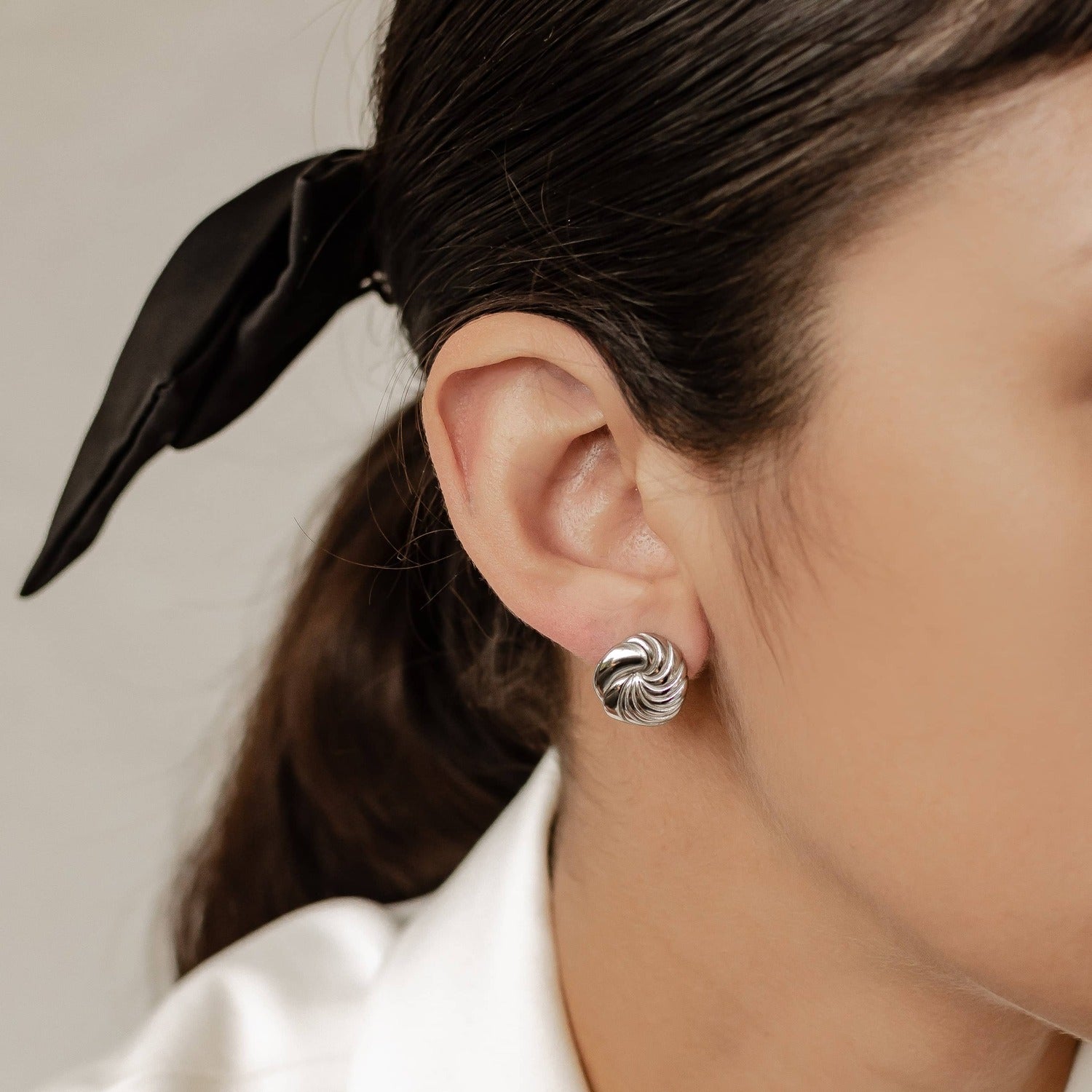 Pendientes Botón Oversized Espiral Waterproof